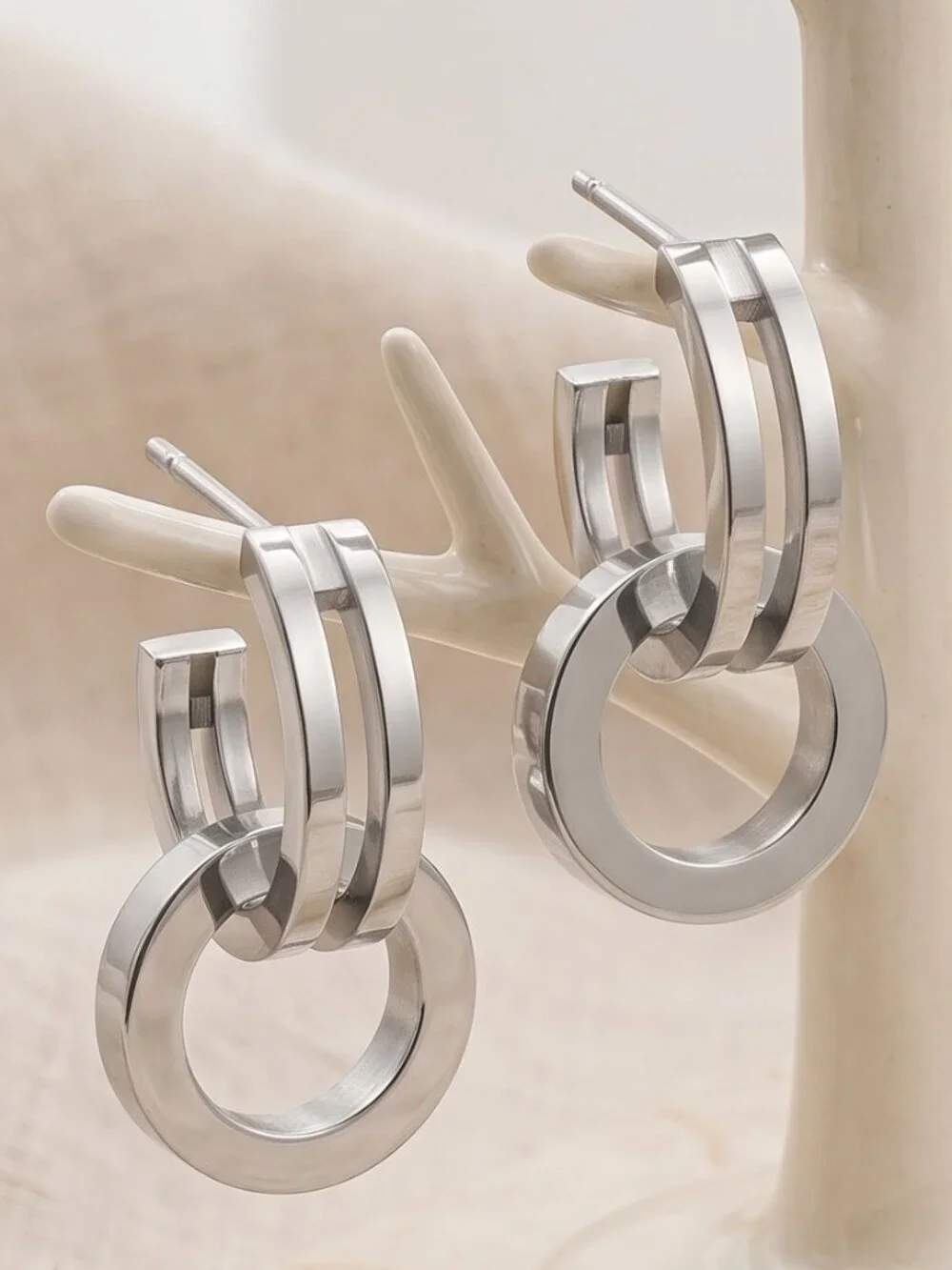 NKULTD material 18k